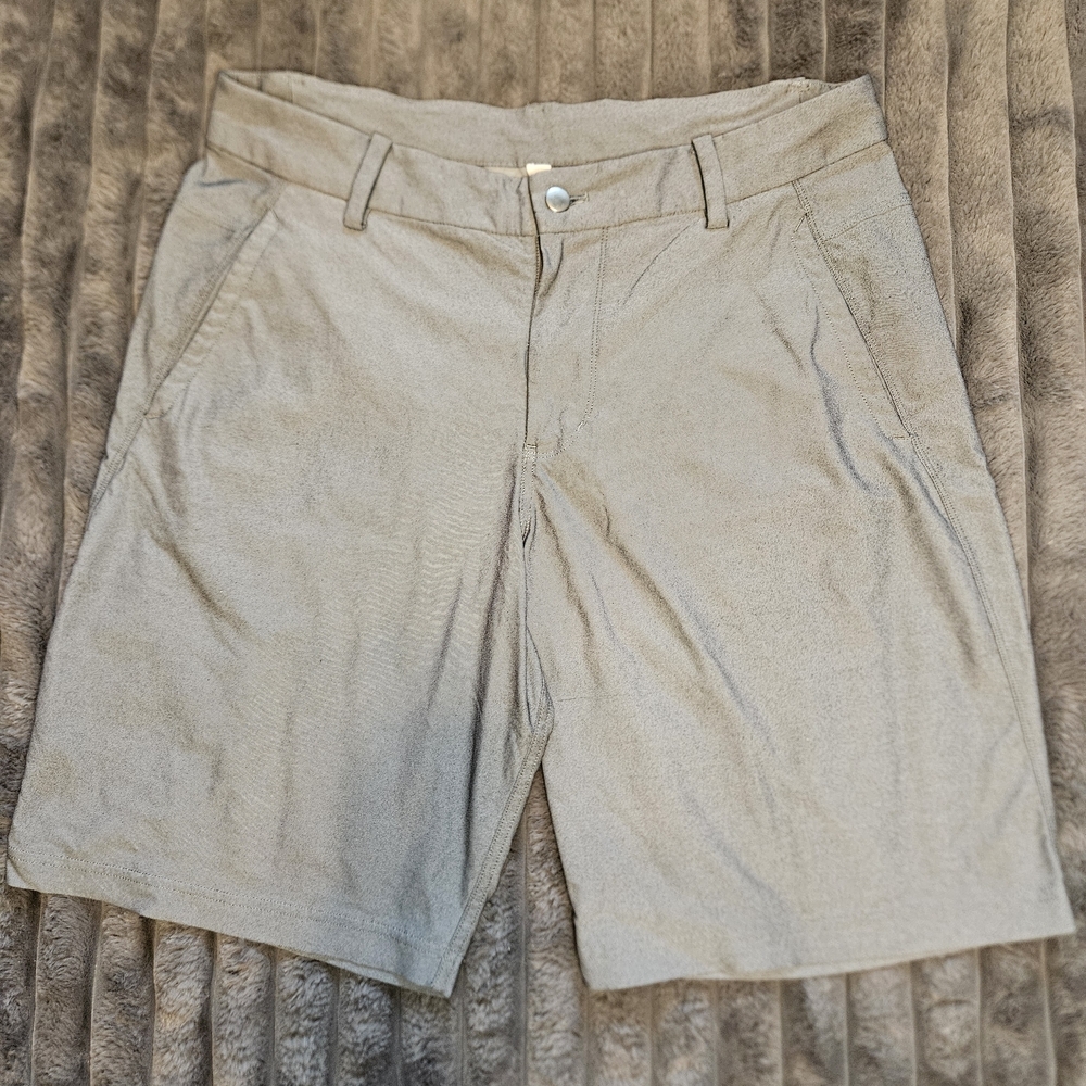 Lululemon Athletica Gray Athletic Shorts Sleek Design